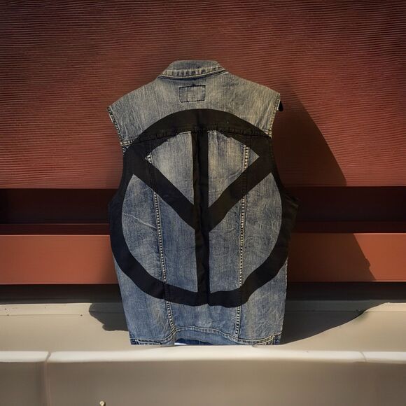 Unisex Denim Studded Vest Peace Sign Lip Service Cult Sz L GUC - Picture 11 of 13
